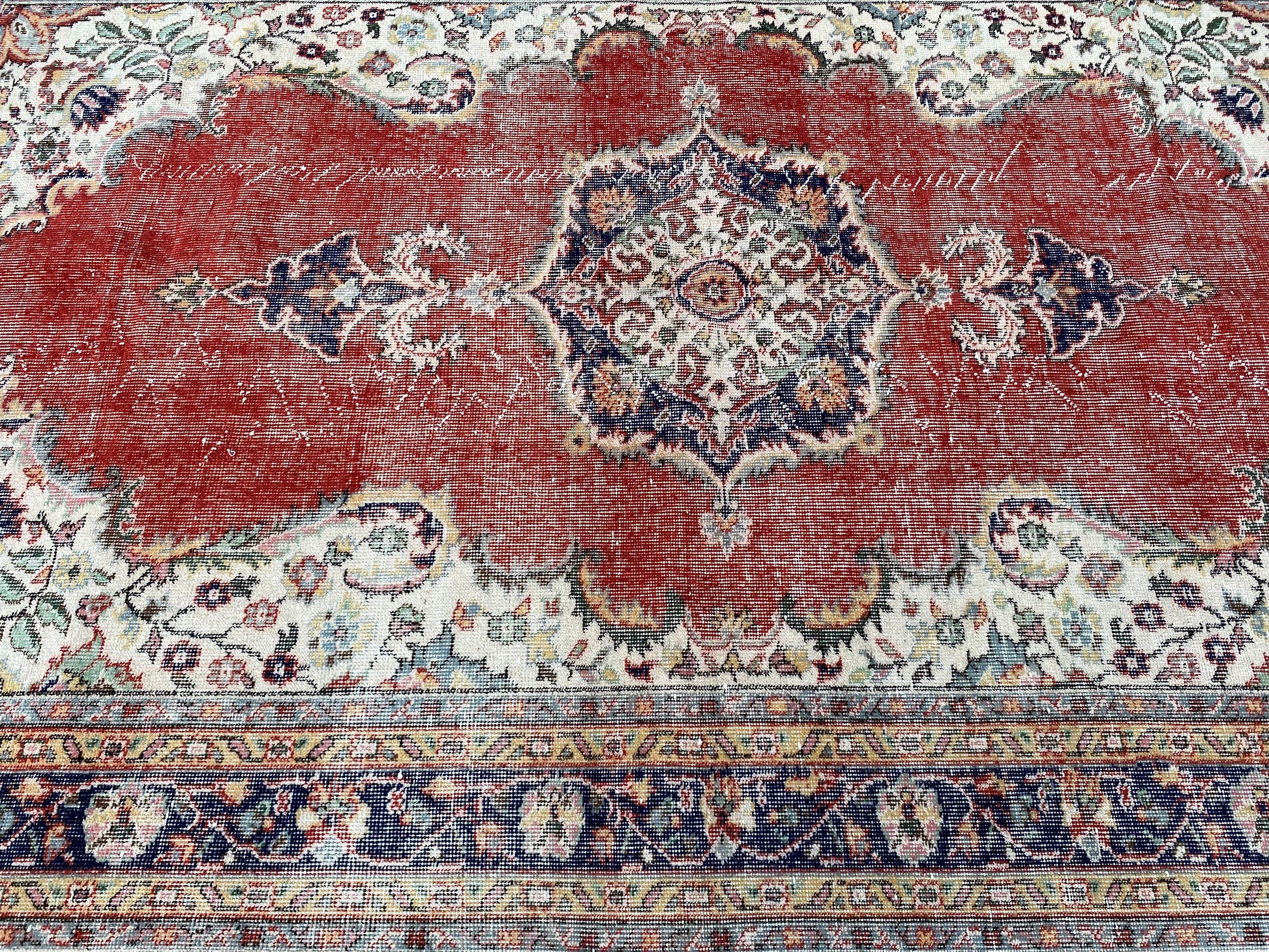 Oversize Turkish Rug 5.8 x 9.4 Ft - Heritage and Rugs