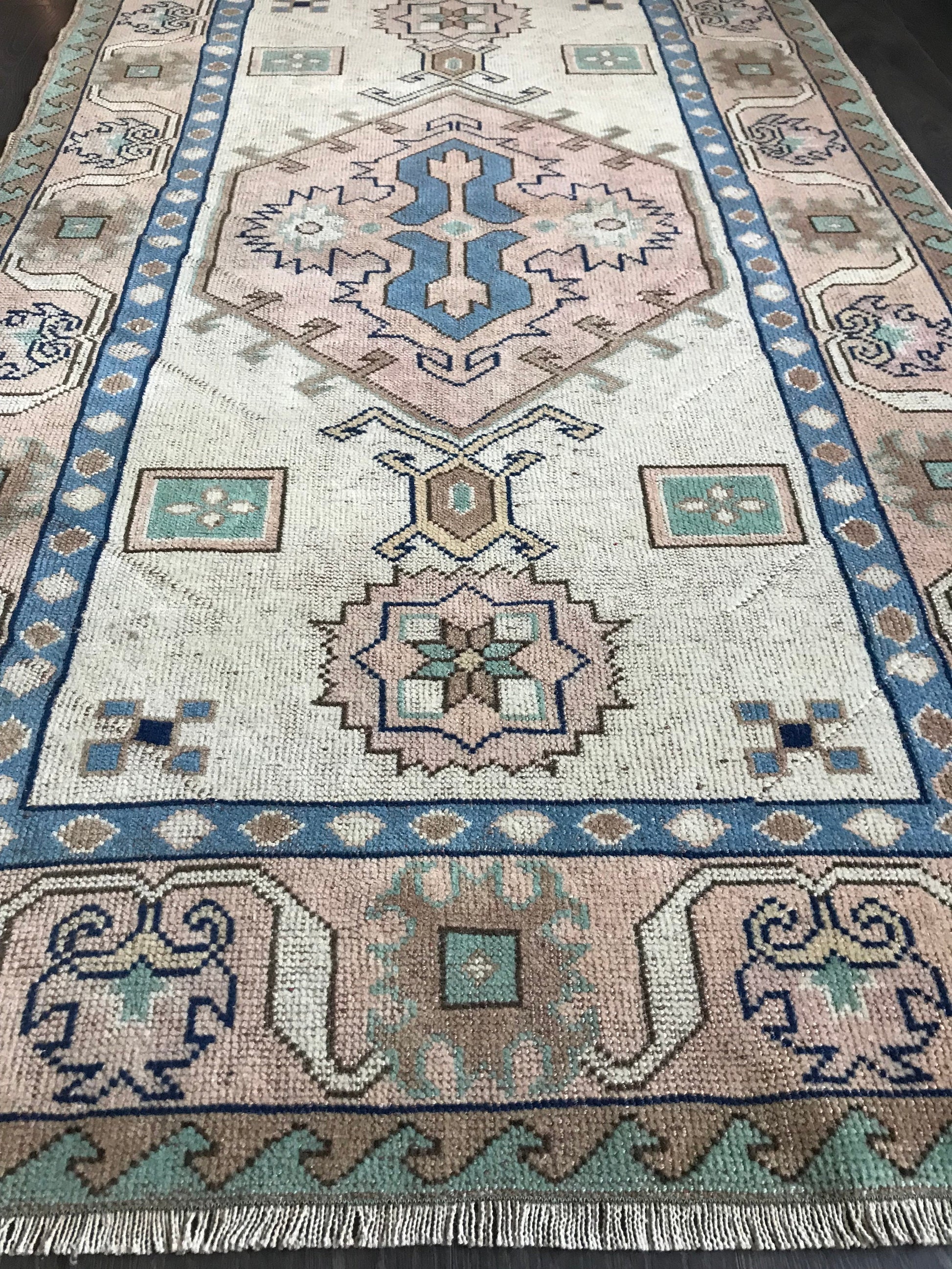 4x7 Medium Faded Vintage Turkish Oushak Rug - Heritage and Rugs