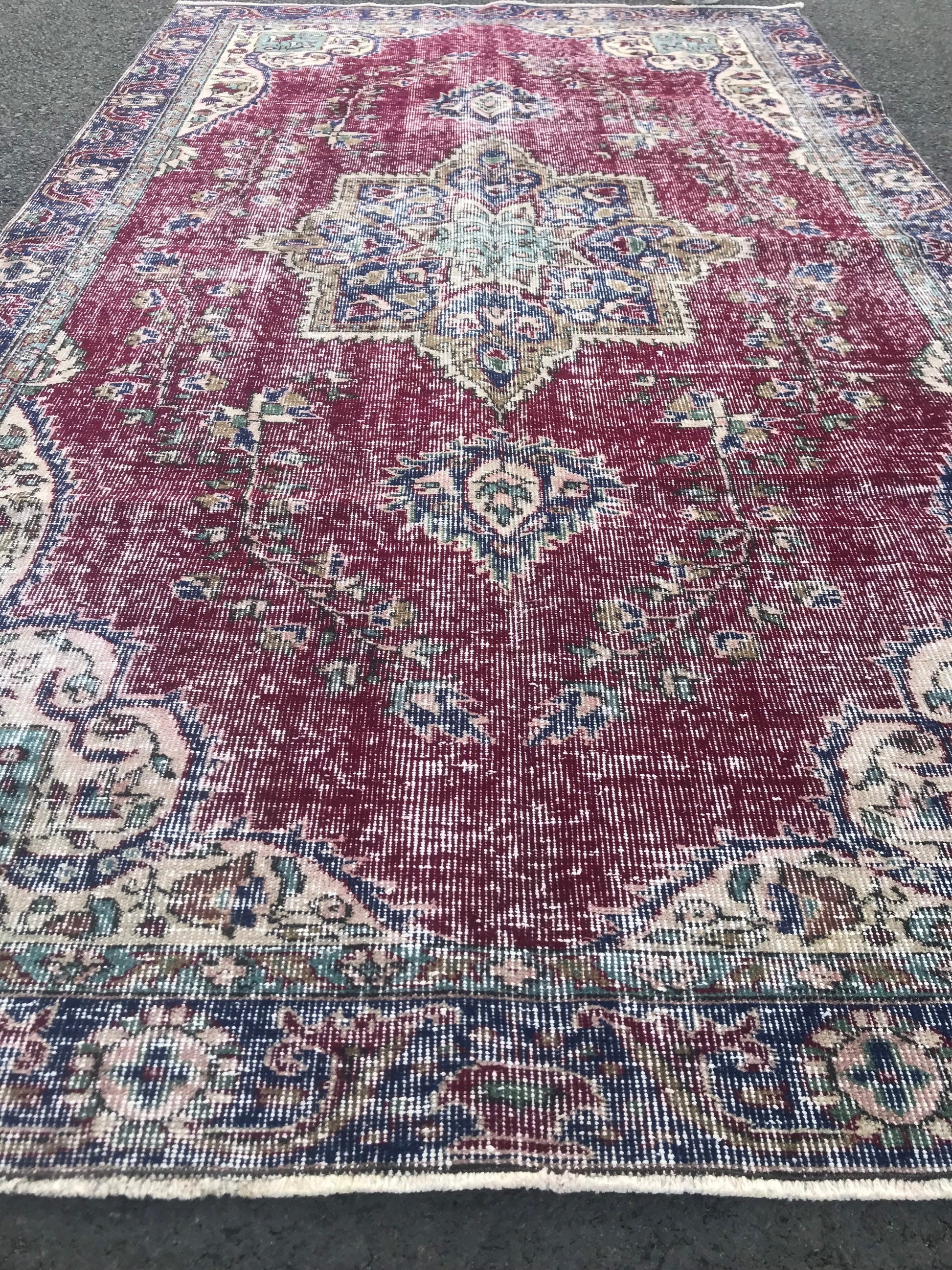 5x8.9 Large Vintage Burgundy Turkish Wool Rug - Heritage and Rugs