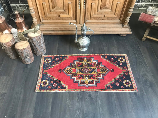 Red Door mat , Small Oushak Rug , Small Turkish Rug , Vintage Bath mat , Wool Handmade Rug , Small Entry Rug , 1.6x3.4 Ft , Small Runner Rug - Heritage and Rugs