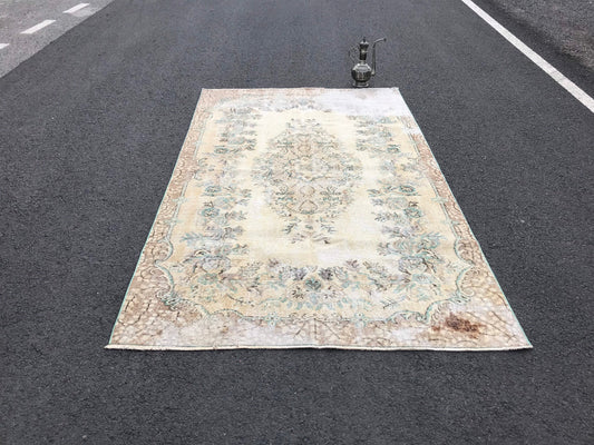 Large Turkish Rug , Large Vintage Rug , Natural Turkish Rug , Wool Handmade Rug , Soft Turkish Rug , Flower Home Decor Rug , 5.2x8.8 Ft - Heritage and Rugs