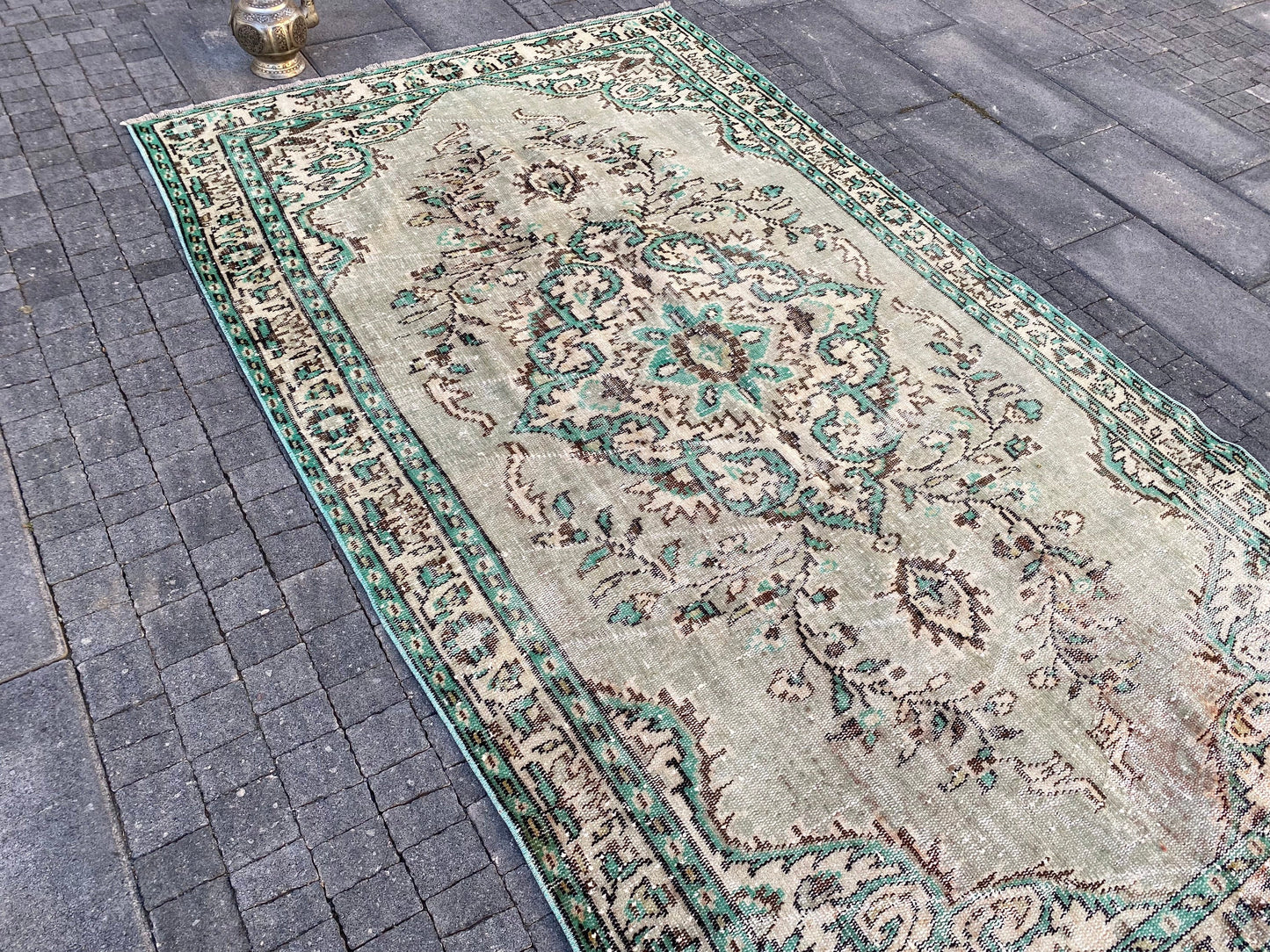 4.9x.8.2 Large Vintage Green Turkish Oushak Wool Rug - Heritage and Rugs