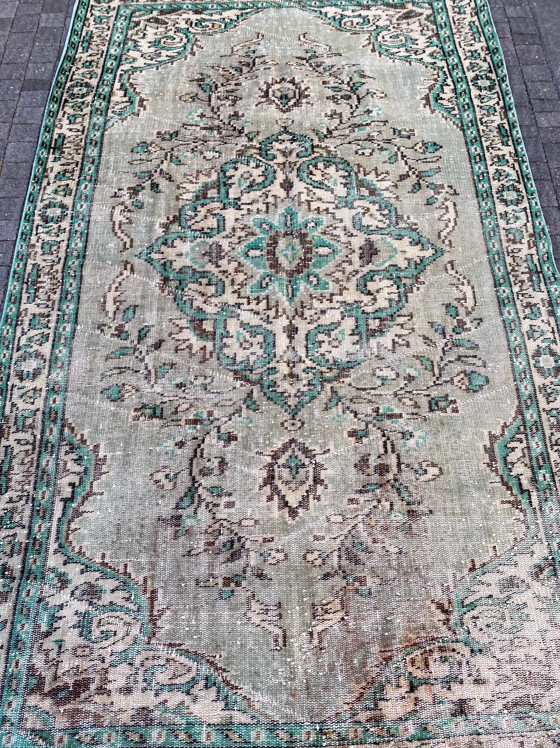 4.9x.8.2 Large Vintage Green Turkish Oushak Wool Rug - Heritage and Rugs