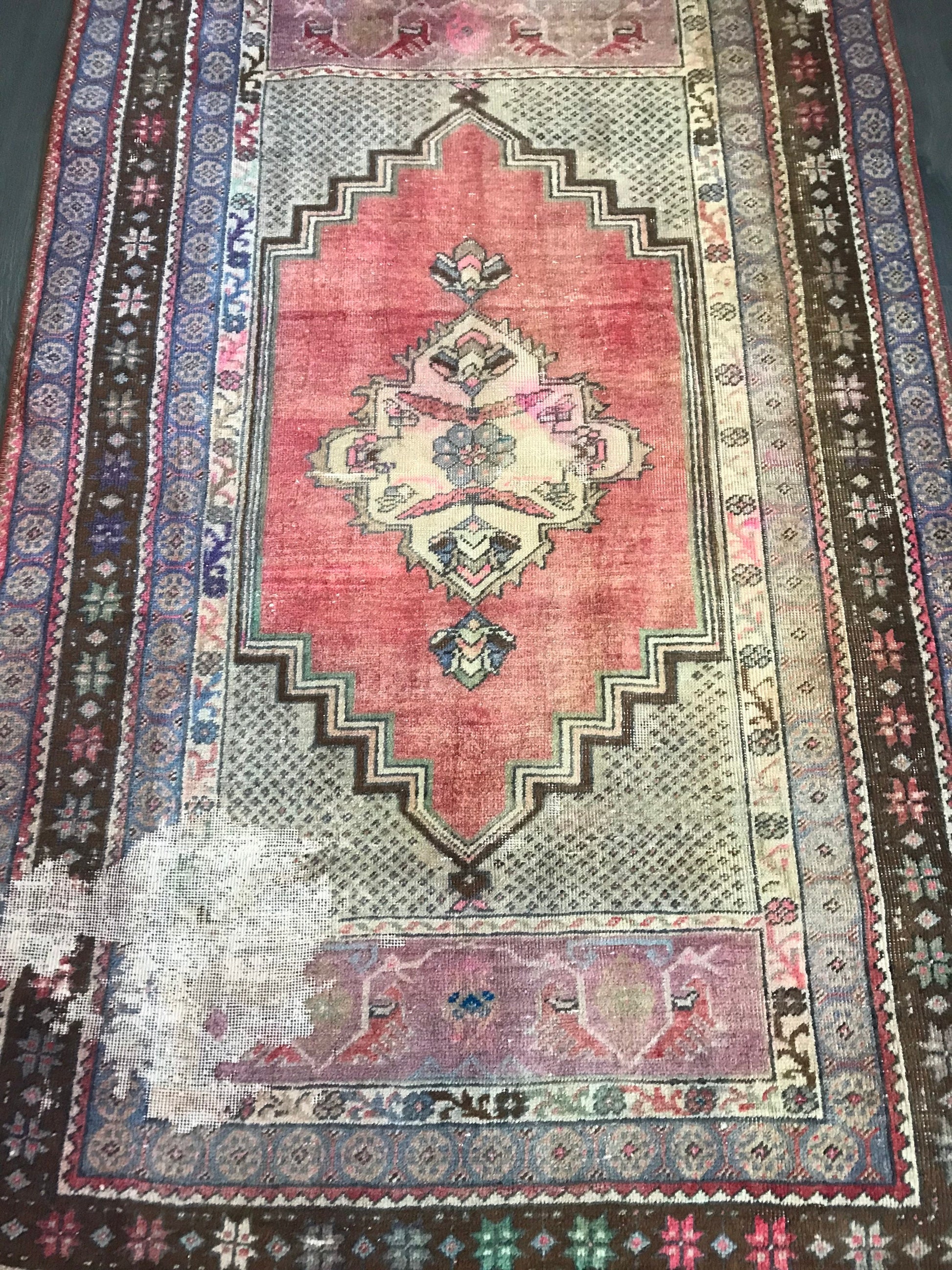 Pink Turkish Rug, Vintage Turkish Rug , Handvoven Area Rug , Pink Oushak Rug, Kitchen Rug, Bedroom Rug , Distressed Rug , 3.3 x5.5 Ft - Heritage and Rugs