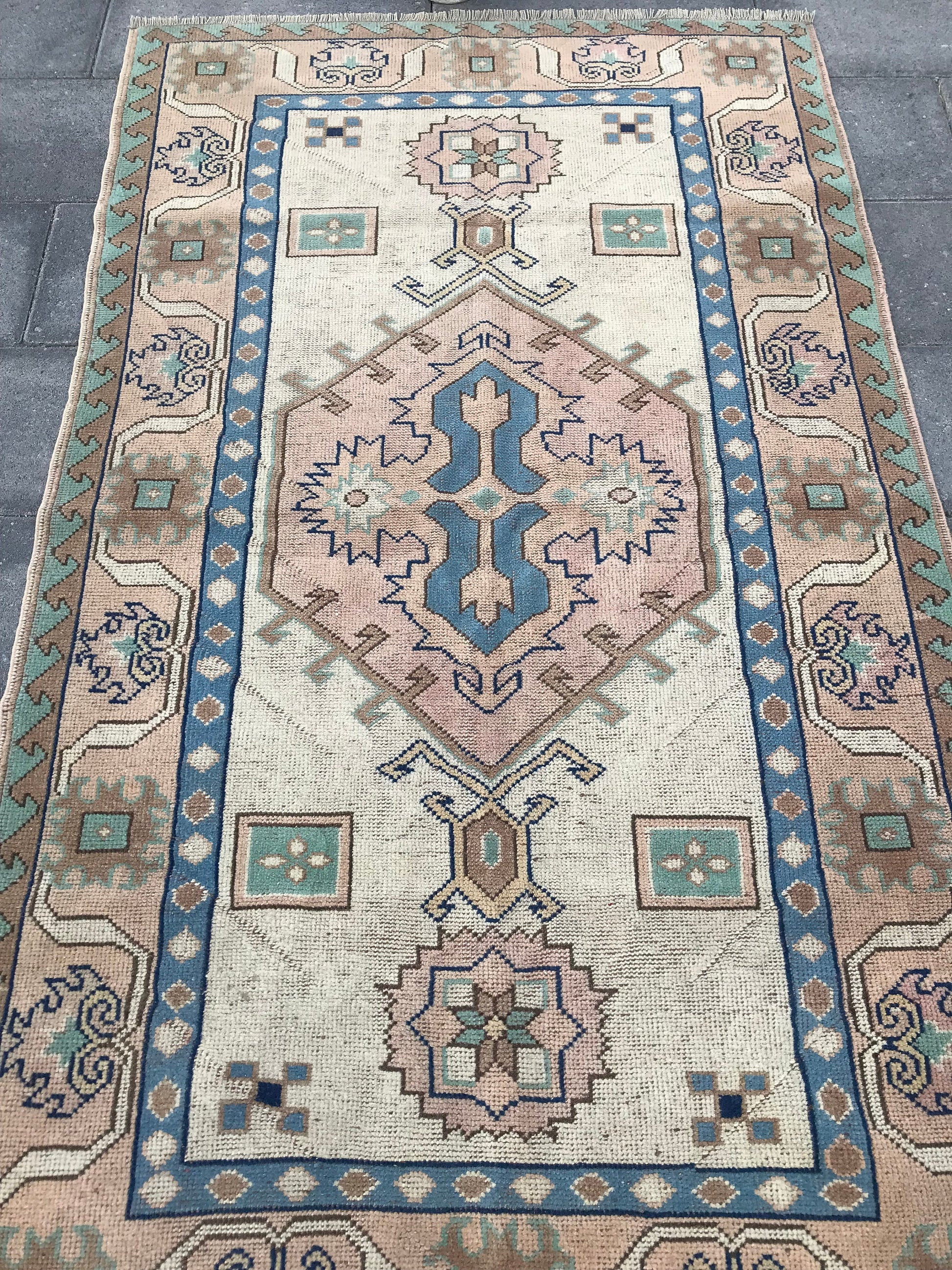 Wool Turkish Rug , Beige Turkish Rug , Vintage Area Rug , Oriental Rug , Handmade Area Rug , Bohemian Rug , Anatolian Rug , 4.0x6.9 Ft - Heritage and Rugs