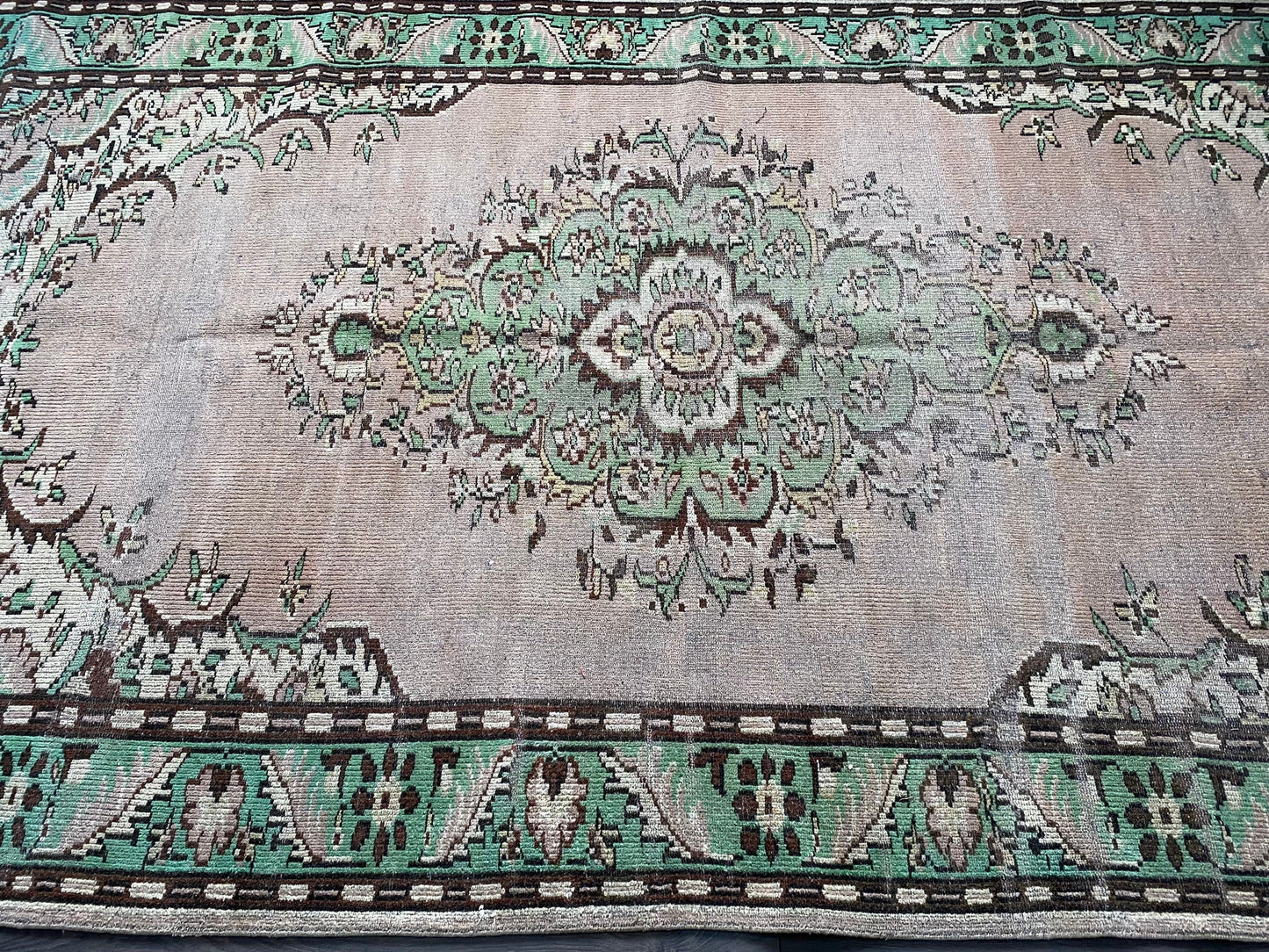 5.8x10.1 Large Vintage Green Turkish Oushak Wool Rug- Heritage and Rugs