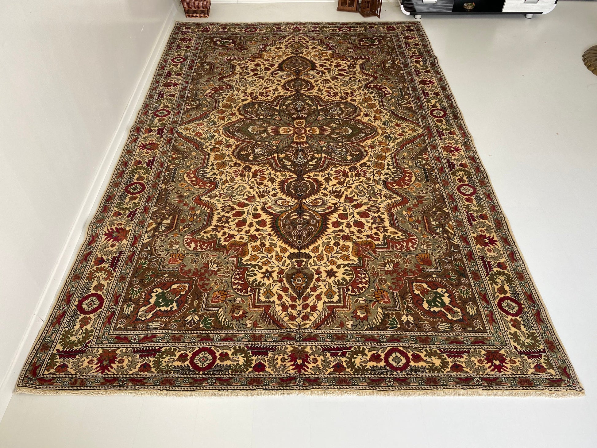 6.4x9.8 Large Vintage Brown Persian Wool Rug - Heritage and Rugs