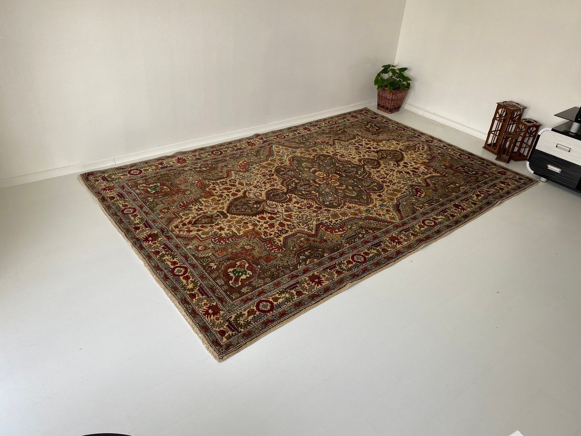 6.4x9.8 Large Vintage Brown Persian Wool Rug- Heritage and Rugs