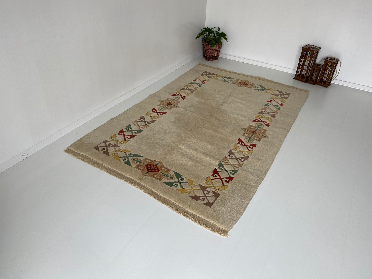 5.1x7.7 Large Vintage Beige Turkish Oushak Wool Rug - Heritage and Rugs