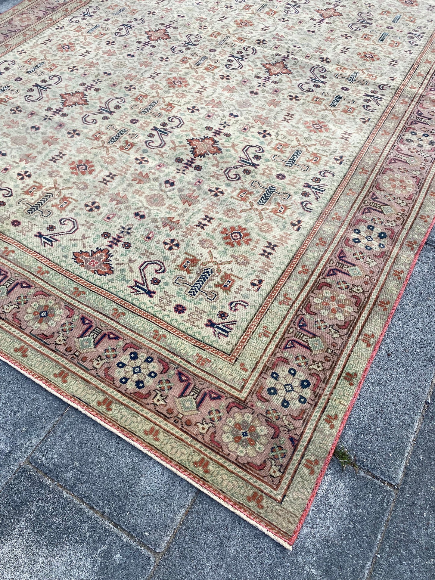 6.2x9.3 Large Vintage Beige Persian Wool Rug- Heritage and Rugs